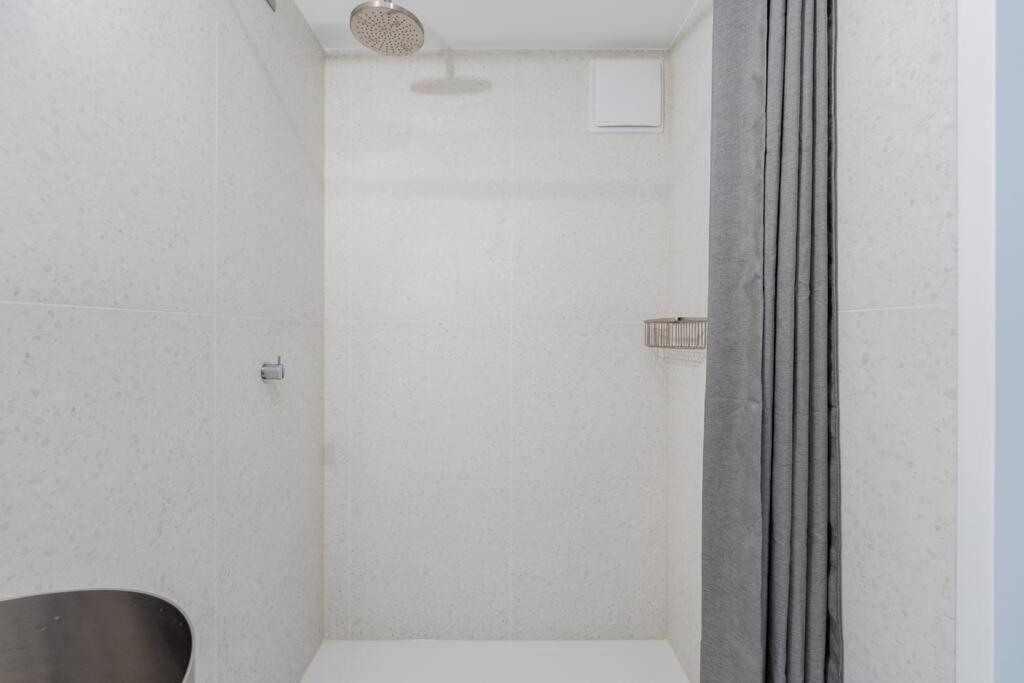 Neue Architektur In Mitte - Lage Appartement Berlijn