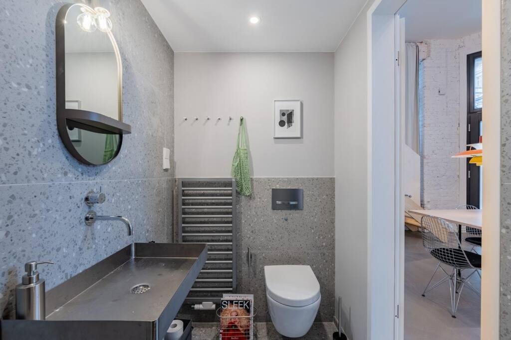 Neue Architektur In Mitte - Lage Appartement *